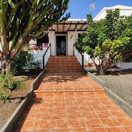 Luzardo Villa *