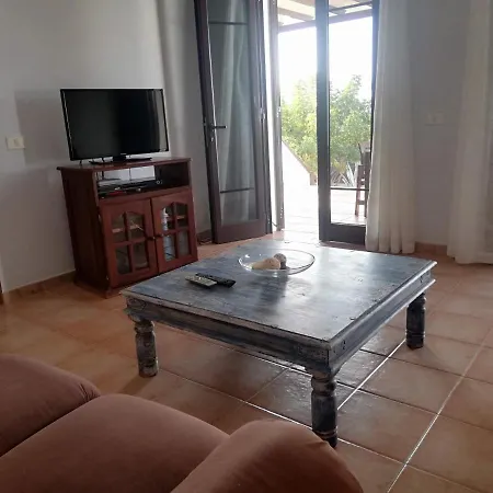 Luzardo Villa *